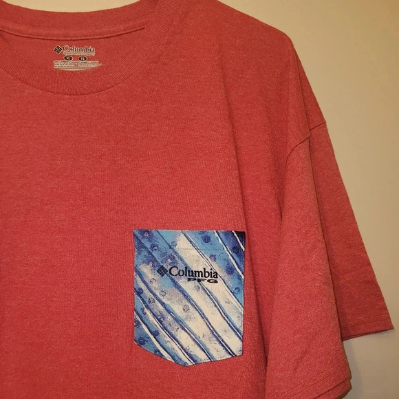 Columbia PFG Men's size XL Tee Red with Blue pocket and Blue graphic LOT N - Picture 2 of 6